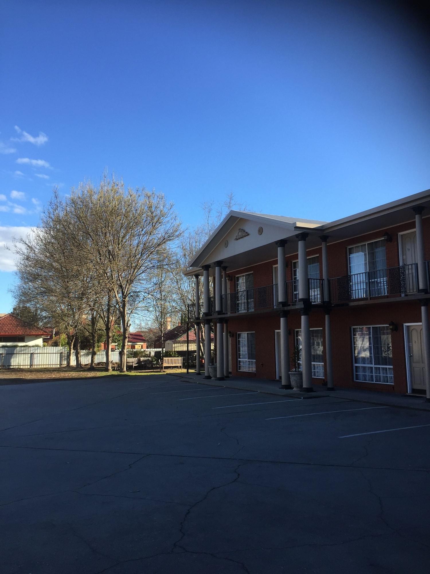 Meramie Motor Inn Albury Bagian luar foto