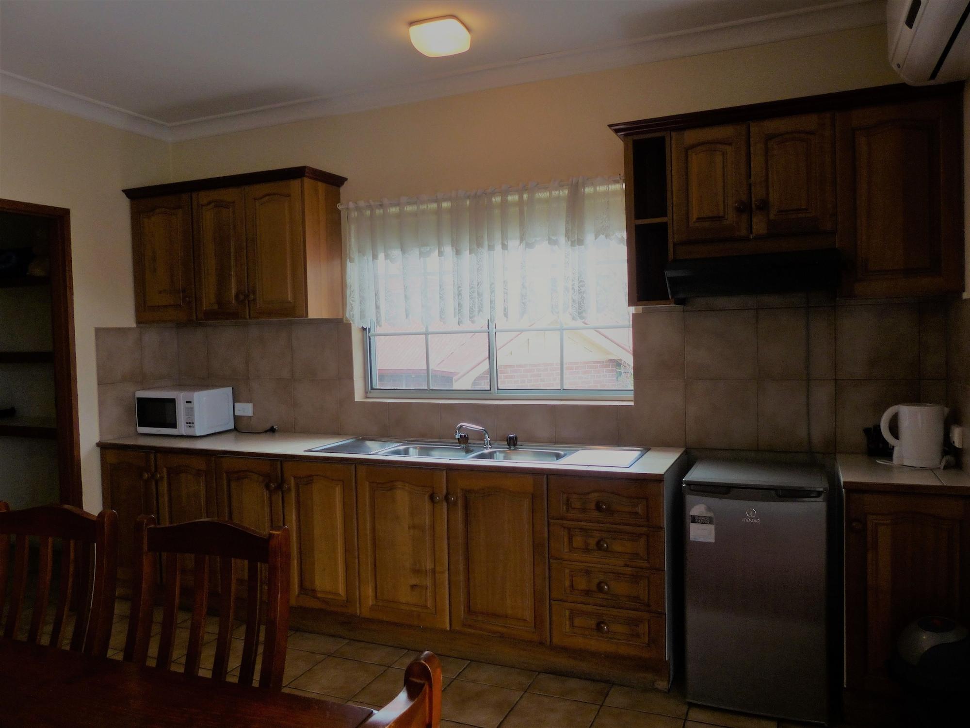 Meramie Motor Inn Albury Bagian luar foto