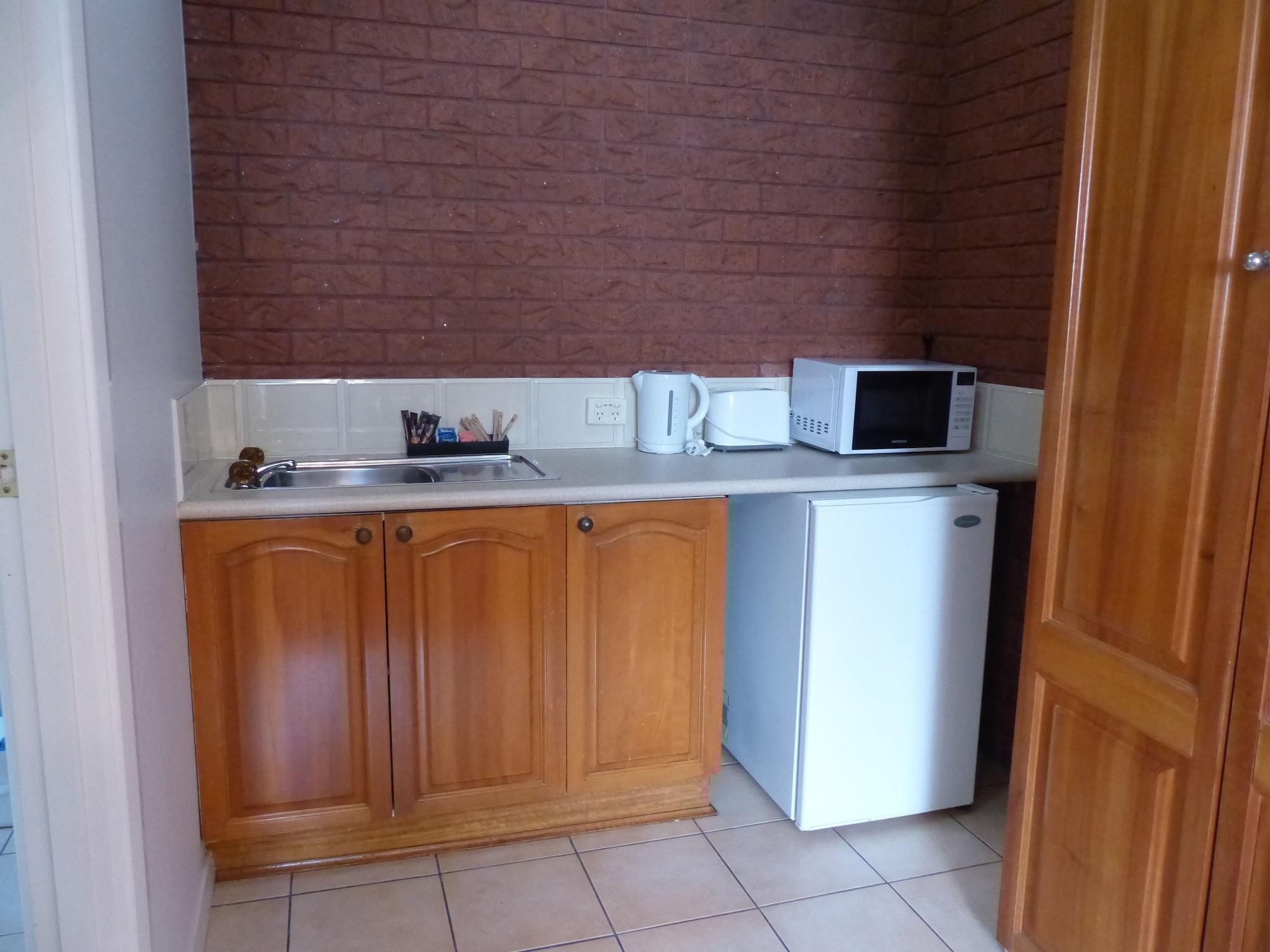 Meramie Motor Inn Albury Bagian luar foto