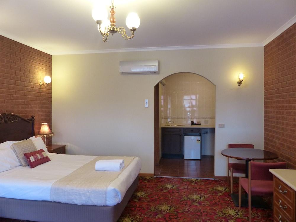 Meramie Motor Inn Albury Bagian luar foto