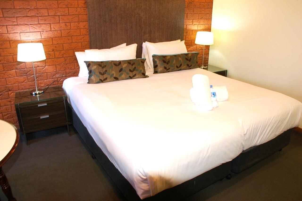 Meramie Motor Inn Albury Bagian luar foto