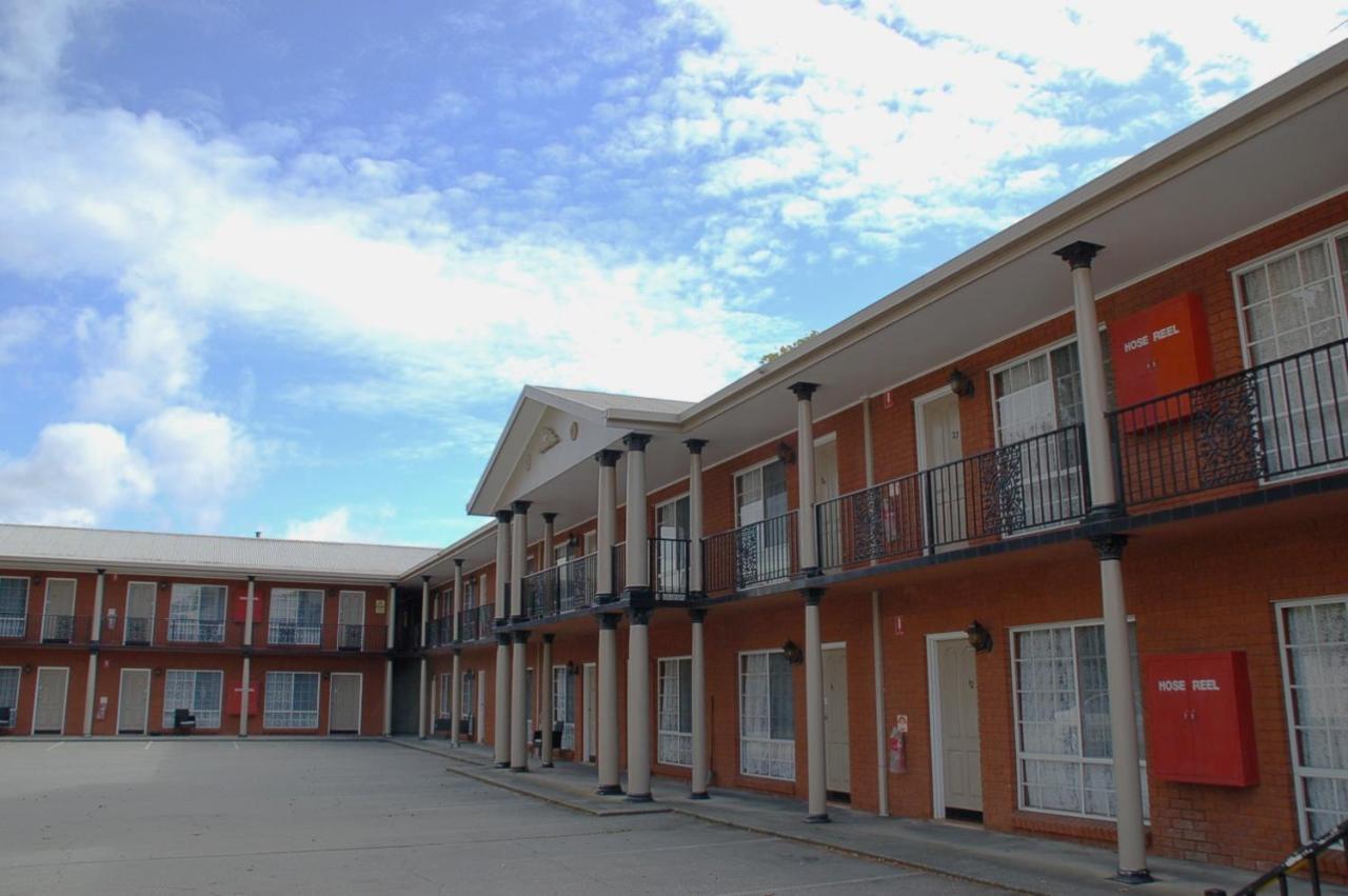 Meramie Motor Inn Albury Bagian luar foto