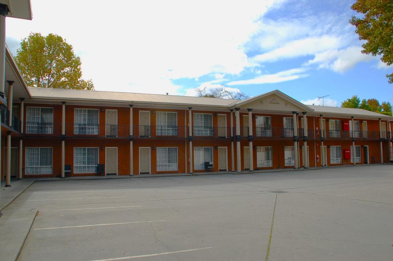 Meramie Motor Inn Albury Bagian luar foto