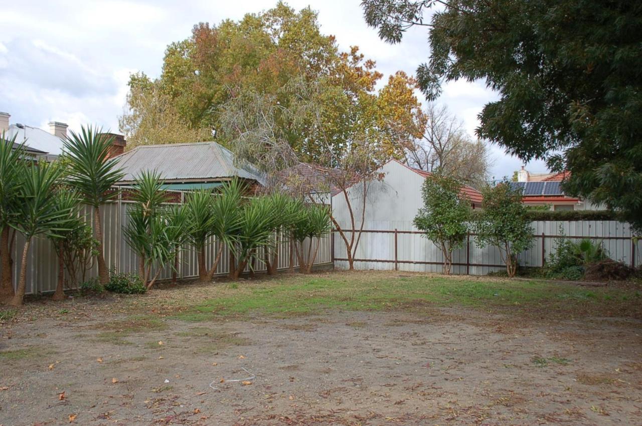 Meramie Motor Inn Albury Bagian luar foto