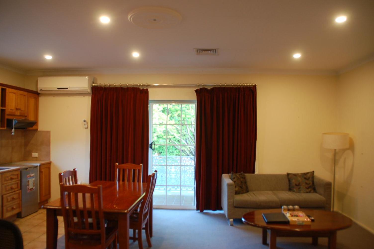 Meramie Motor Inn Albury Bagian luar foto